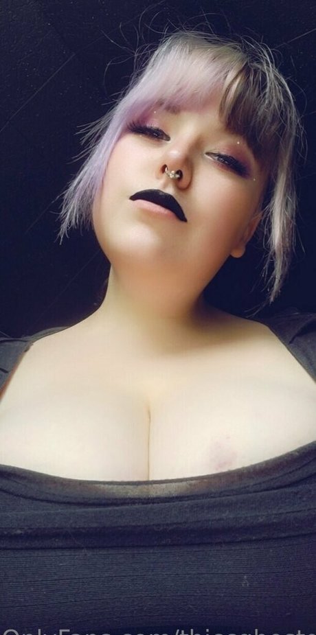 Foto di nudo di fuga di OnlyFans di Thiccghostgirl