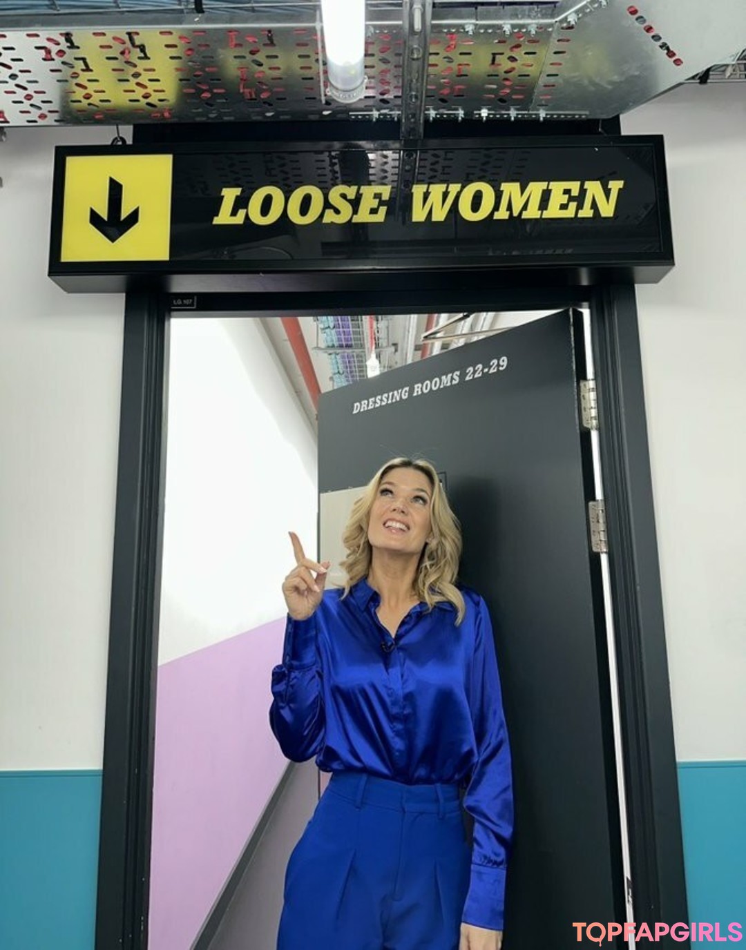 Foto di nudo di fuga di OnlyFans di Charlotte Hawkins #60 Foto di nudo di fuga di OnlyFans di Charlotte Hawkins #60