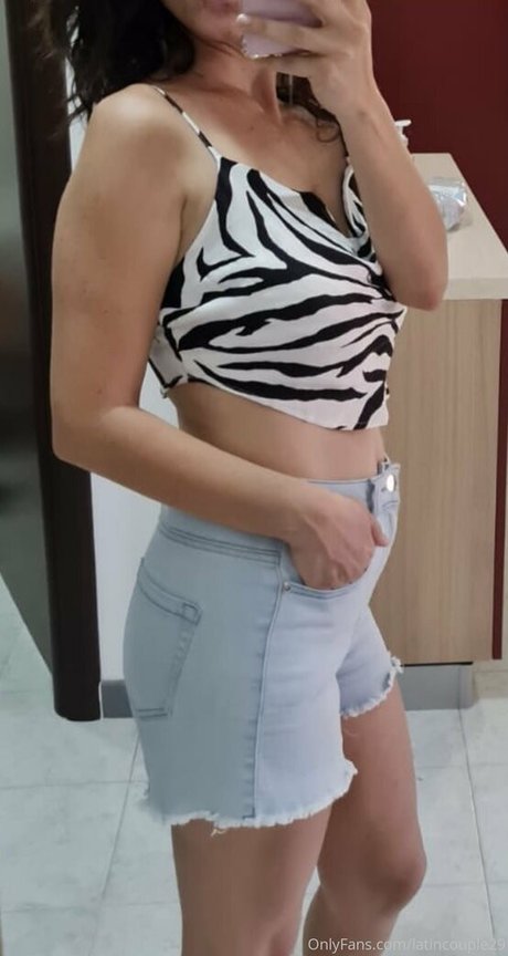 SexyLatinaWife