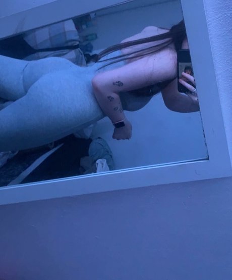Foto di nudo di fuga di OnlyFans di Eleri Evans