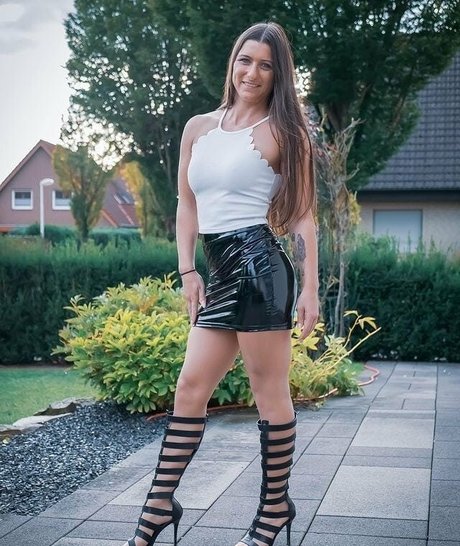 Foto di nudo di fuga di OnlyFans di Selma Kopka