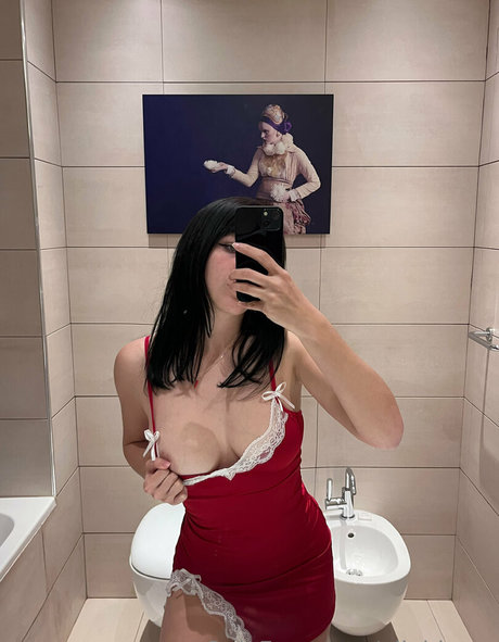 Foto di nudo di fuga di OnlyFans di Aliebloom