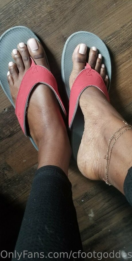 Cfootgoddessx