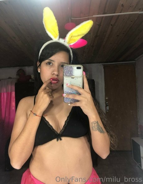 Foto di nudo di fuga di OnlyFans di Milubross