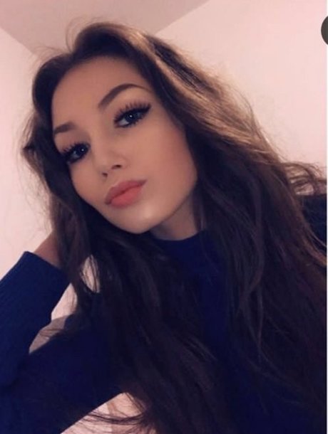 Foto di nudo di fuga di OnlyFans di Elise Clayton