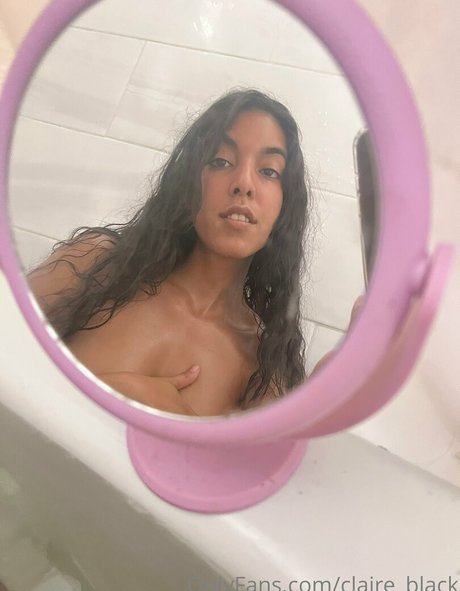Foto di nudo di fuga di OnlyFans di Claireblack