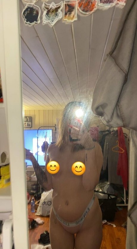 Foto di nudo di fuga di OnlyFans di Yourfavspicydragonfree