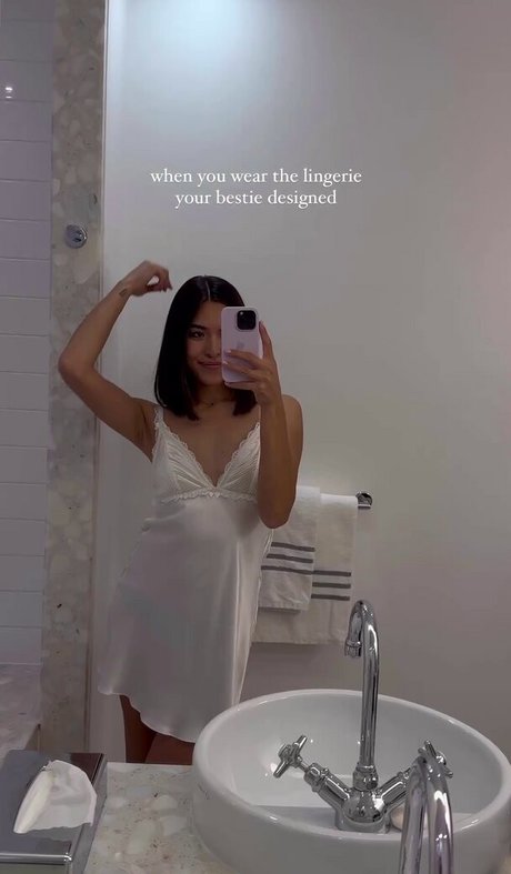 Foto di nudo di fuga di OnlyFans di Shanti Tan