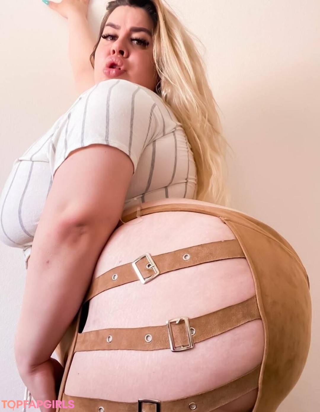 Foto di nudo di fuga di OnlyFans di Natashacrownfree #47 Foto di nudo di fuga di OnlyFans di Natashacrownfree #47