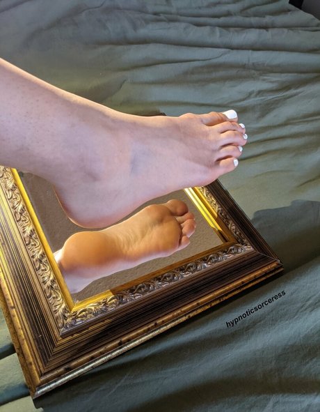 Foto di nudo di fuga di OnlyFans di Hypnoticsorceress
