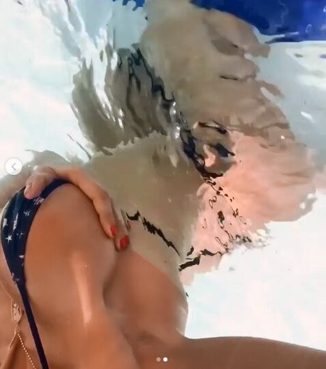 Foto di nudo di fuga di OnlyFans di Mara Gomez