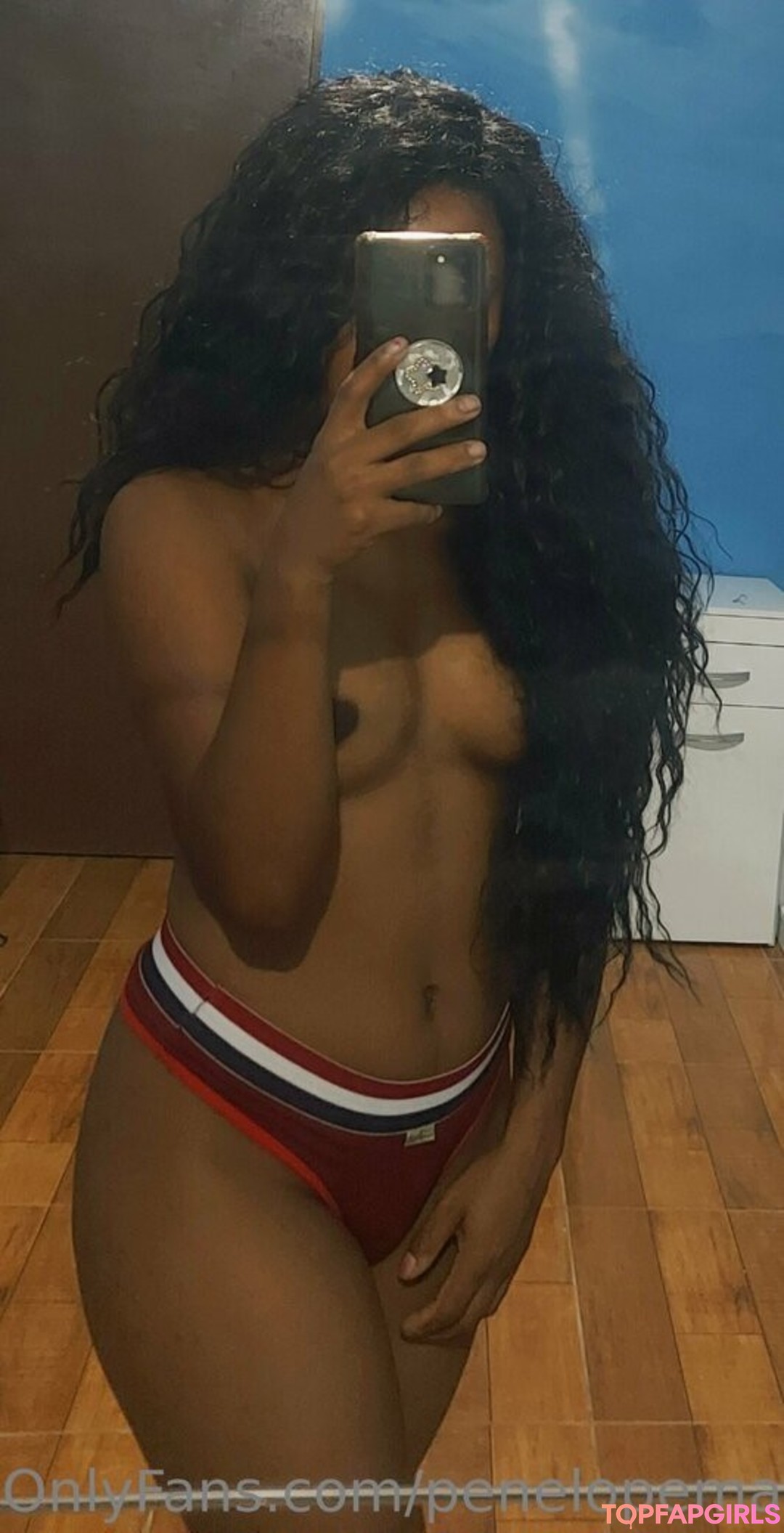 Foto di nudo di fuga di OnlyFans di Penelopemariaflores #25 Foto di nudo di fuga di OnlyFans di Penelopemariaflores #25