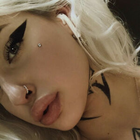Foto di nudo di fuga di OnlyFans di Black0blivion