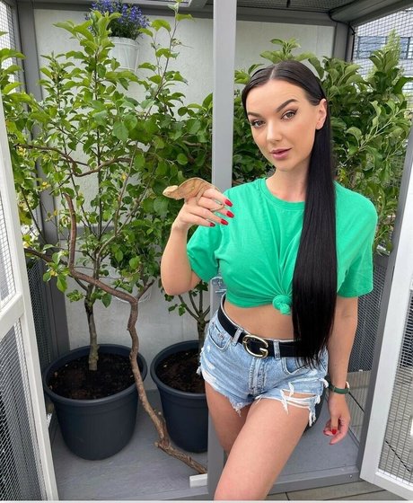 Foto di nudo di fuga di OnlyFans di Lady Gang