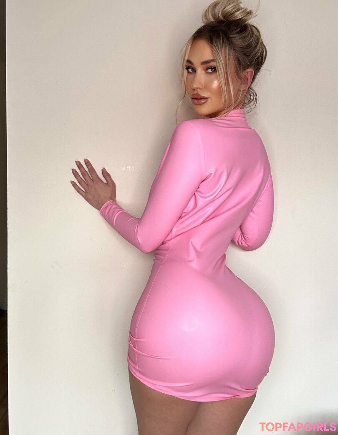 Foto di nudo di fuga di OnlyFans di Sophiereadeofficial #12 Foto di nudo di fuga di OnlyFans di Sophiereadeofficial #12