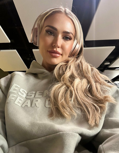 Sophiereadeofficial