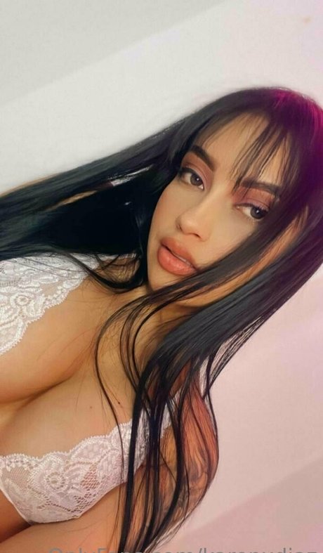 Foto di nudo di fuga di OnlyFans di Karenxdiaz