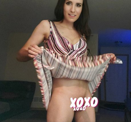 Foto di nudo di fuga di OnlyFans di Jennijohnsonxo