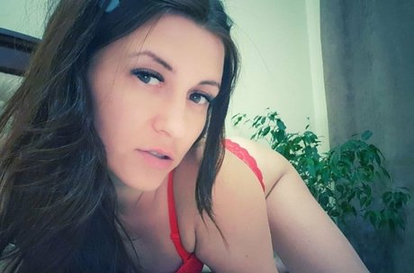 Foto di nudo di fuga di OnlyFans di Veronikavirt