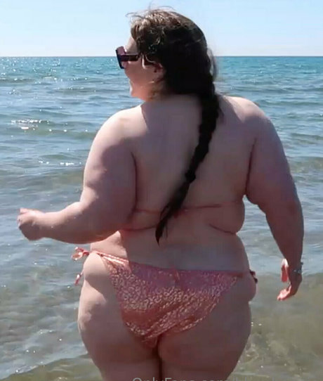 Foto di nudo di fuga di OnlyFans di Bbwbonnie