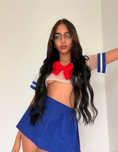 Isabellatorres03