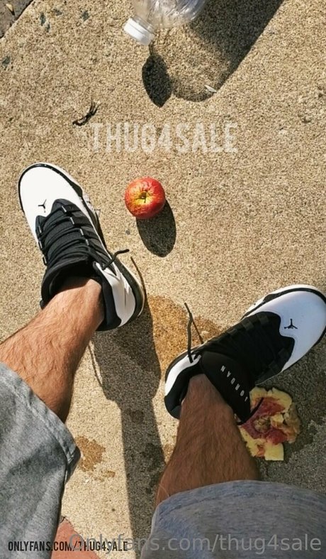 Foto di nudo di fuga di OnlyFans di Thug4sale