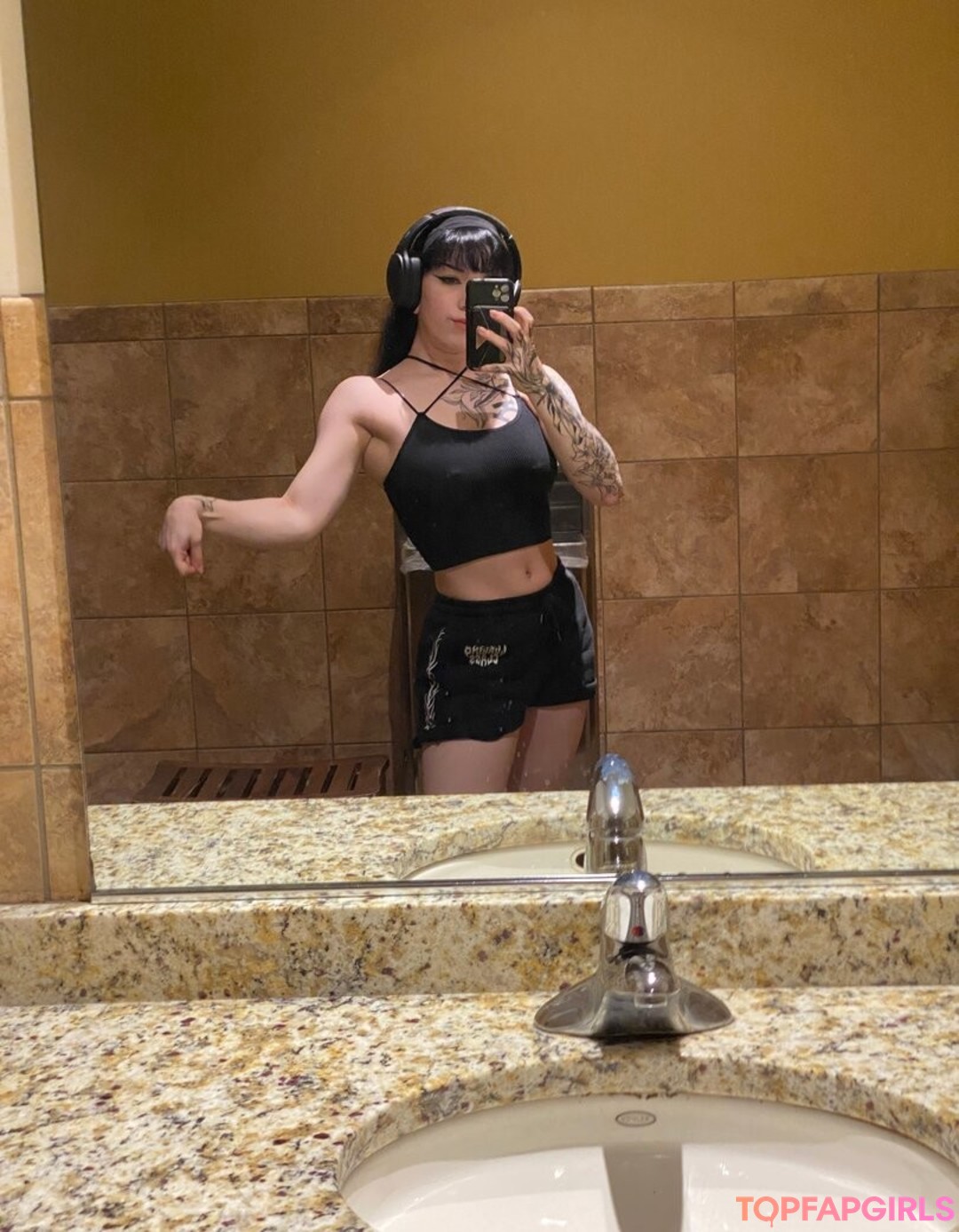 Foto di nudo di fuga di OnlyFans di Amberthevalkyrie #473 Foto di nudo di fuga di OnlyFans di Amberthevalkyrie #473