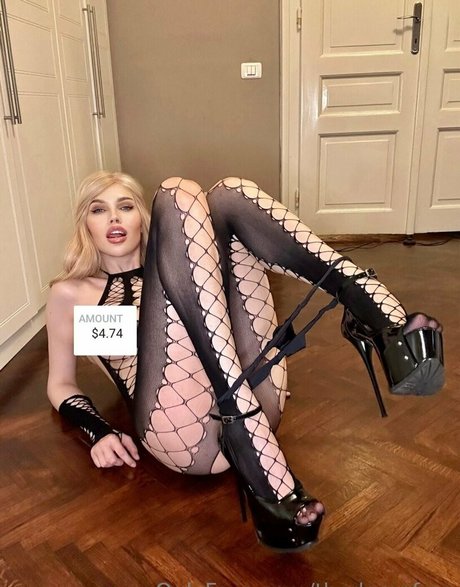 Foto di nudo di fuga di OnlyFans di Thedamefree