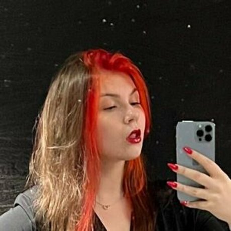 Foto di nudo di fuga di OnlyFans di Creamykelly