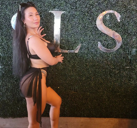 Tina Khm
