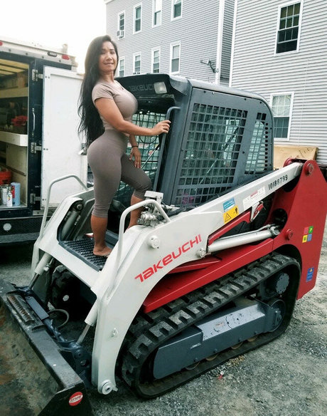 Tina Khm