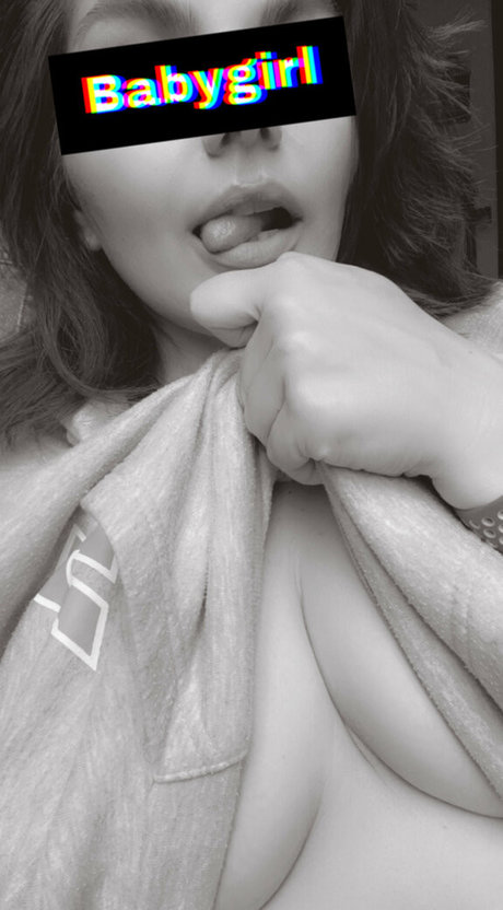 Foto di nudo di fuga di OnlyFans di Sarahsotafree