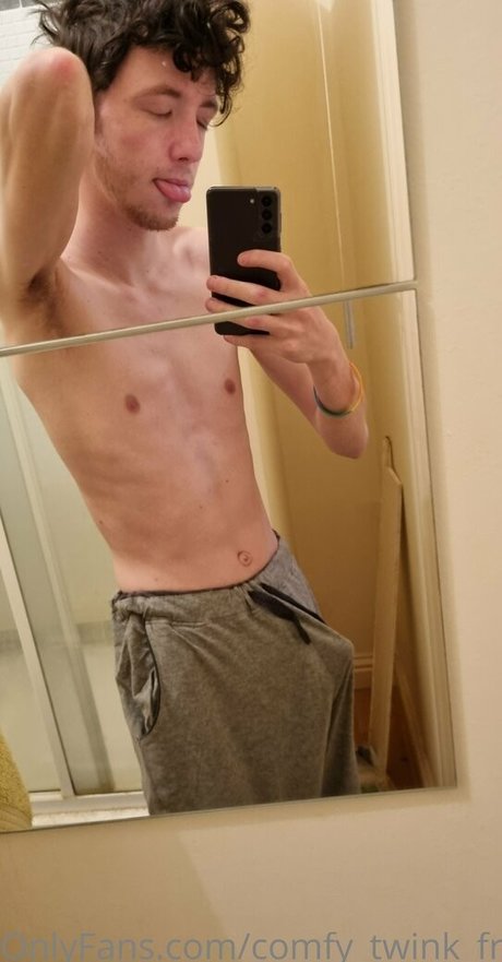 Foto di nudo di fuga di OnlyFans di Comfytwinkfree