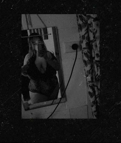 Yazminrose12