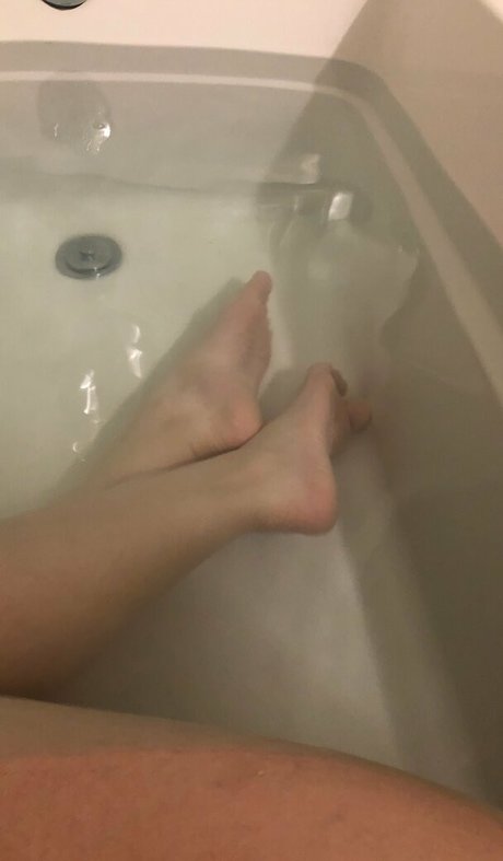 Foto di nudo di fuga di OnlyFans di Asmrkay
