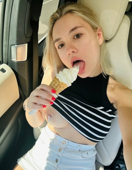 Foto di nudo di fuga di OnlyFans di Anastasisi