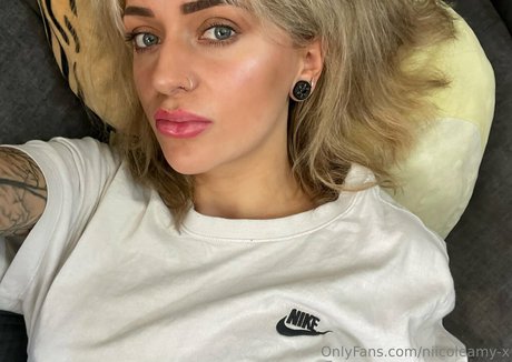Foto di nudo di fuga di OnlyFans di Niicoleamyx