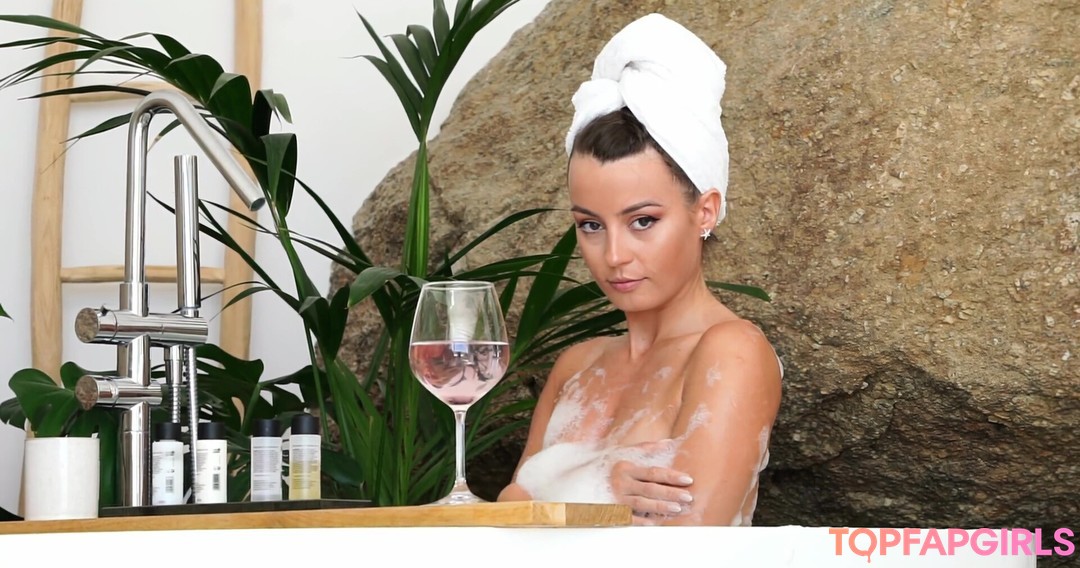 Foto di nudo di fuga di OnlyFans di Anna Zapala #1316