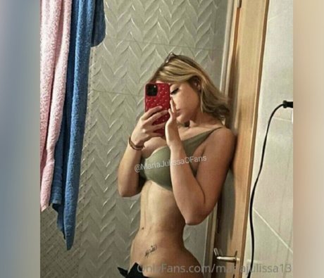 Foto di nudo di fuga di OnlyFans di Mariajulissa13