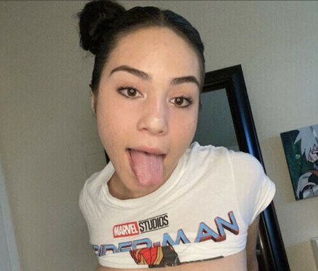 Foto di nudo di fuga di OnlyFans di Ellarey
