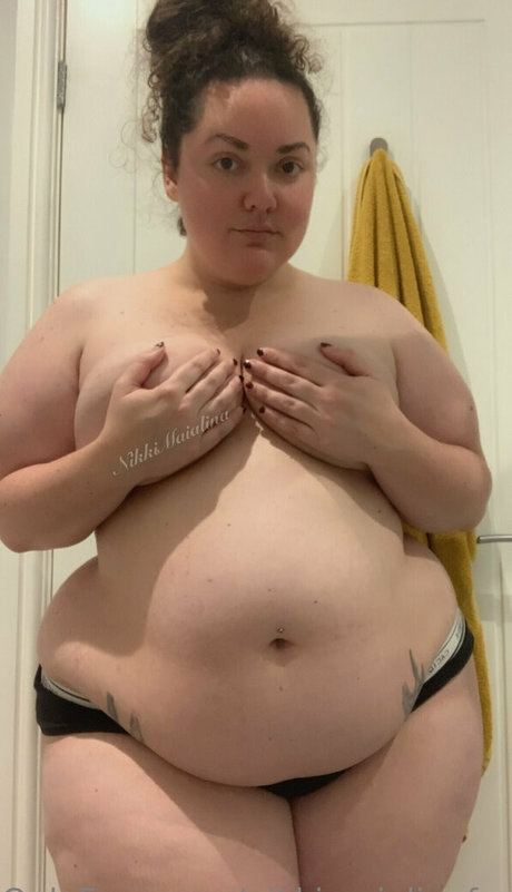 Foto di nudo di fuga di OnlyFans di Nikkimaialinafree