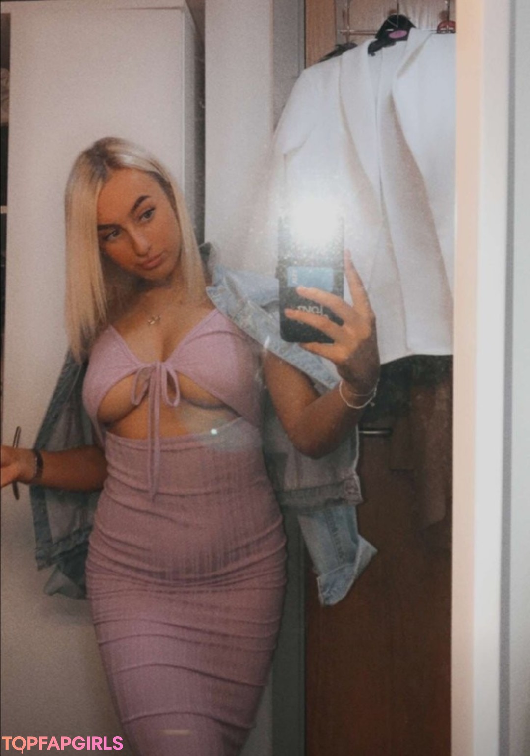 Foto di nudo di fuga di OnlyFans di Lauren Day #7 Foto di nudo di fuga di OnlyFans di Lauren Day #7