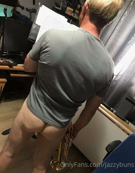 Foto di nudo di fuga di OnlyFans di Jazzybuns