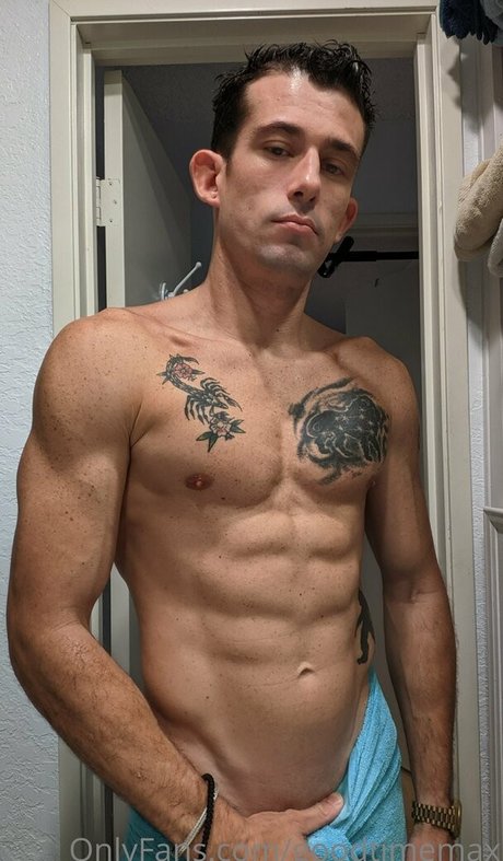 Foto di nudo di fuga di OnlyFans di Christianmartin