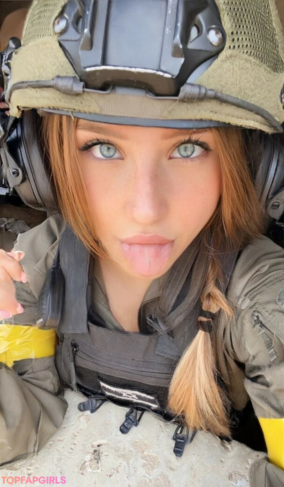 Foto di nudo di fuga di OnlyFans di Girls With Guns #532 Foto di nudo di fuga di OnlyFans di Girls With Guns #532