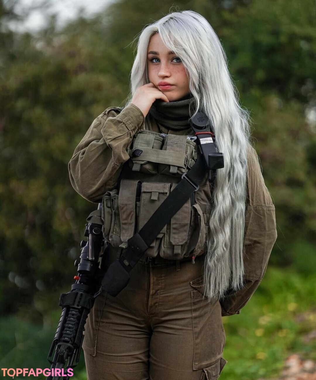 Foto di nudo di fuga di OnlyFans di Girls With Guns #535 Foto di nudo di fuga di OnlyFans di Girls With Guns #535