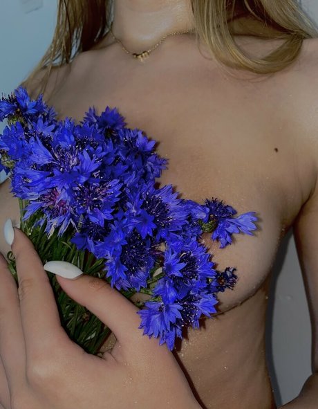 Foto di nudo di fuga di OnlyFans di Naughtygoddess69