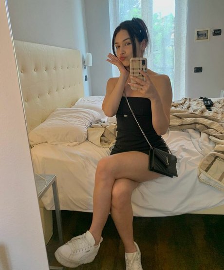 Foto di nudo di fuga di OnlyFans di Marimind