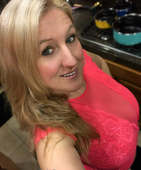 Foto di nudo di fuga di OnlyFans di Ashlynsparksfree
