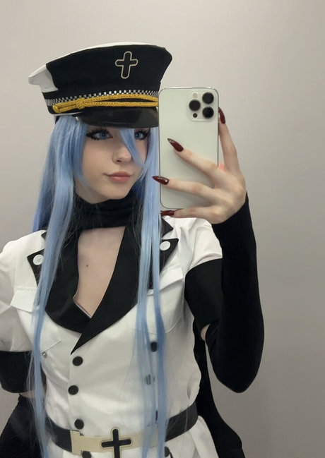 Foto di nudo di fuga di OnlyFans di Emiki28